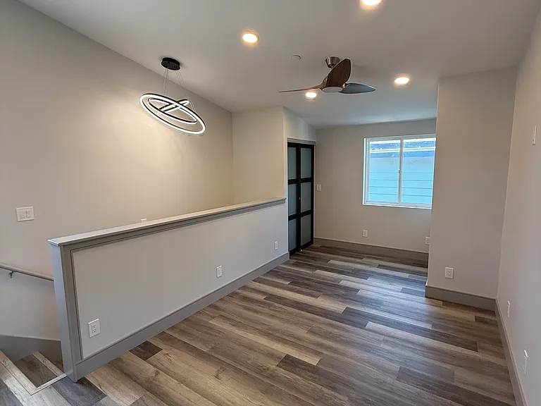 801 Vale View Dr #B — Photo 6
