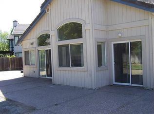 1018 White Oak Ct, Vacaville, CA 95687