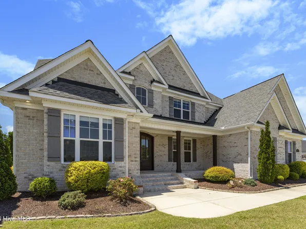 1357 Autumn Lakes Drive, Grimesland, NC 27837