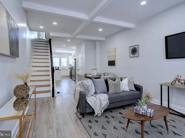 421 N Lakewood Ave, Baltimore, MD 21224