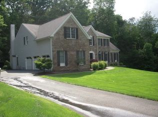 12 Chelsea Dr, Danbury, CT 06811