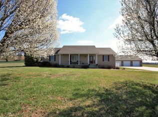67 Foxborough Dr, Leitchfield, KY 42754
