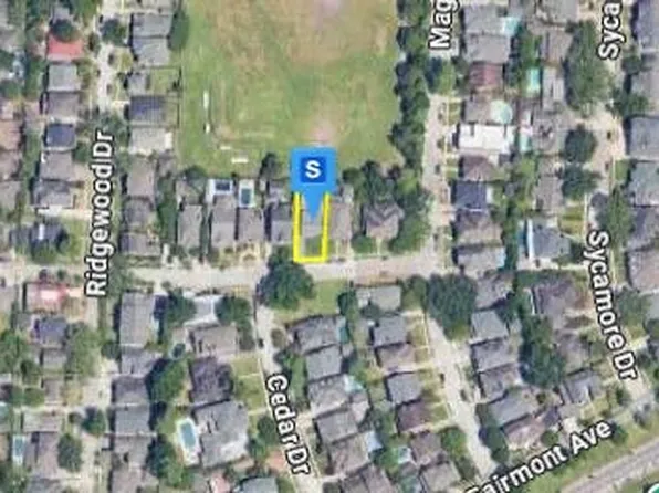 1307 Crestmont Dr, Metairie, LA 70005