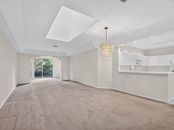 4th image of 12574 Crystal Pointe Drive #C