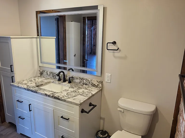 324 Main St #1 — Photo 6