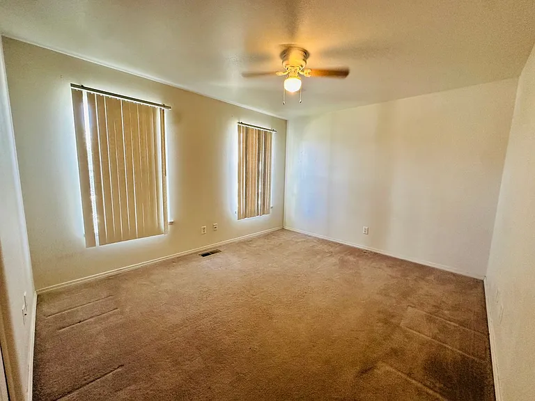 844 Woodhaven Dr — Photo 19