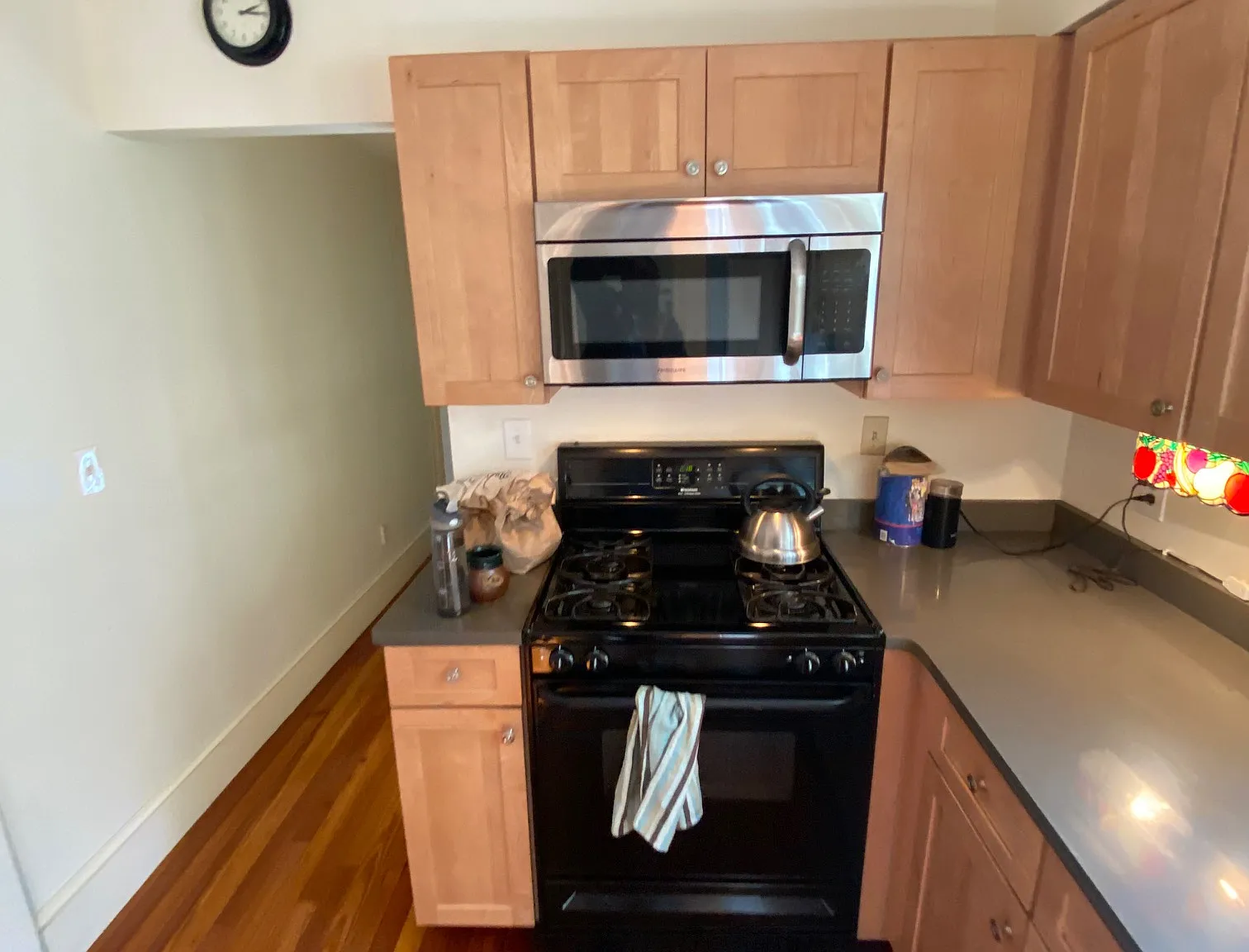 2 bed, 1175 sqft, $3,750 — Photo 3