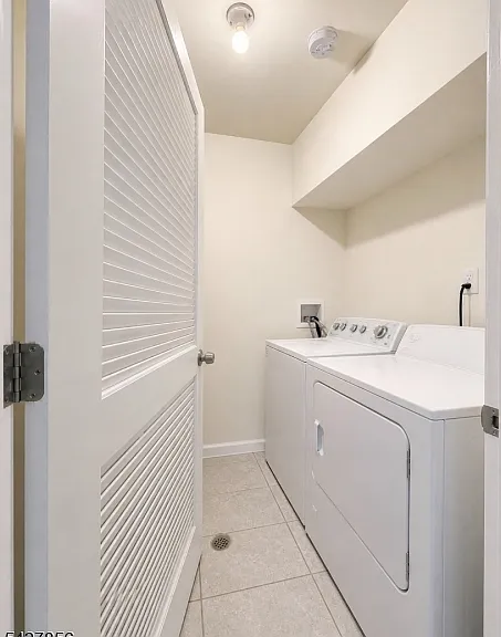 1084 Elizabeth Ave #2B — Photo 11