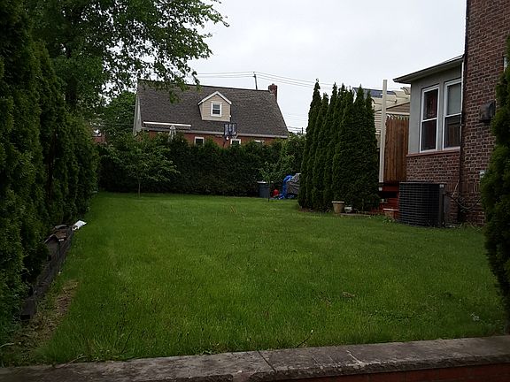 3rd image of 2411 Bouck Ave