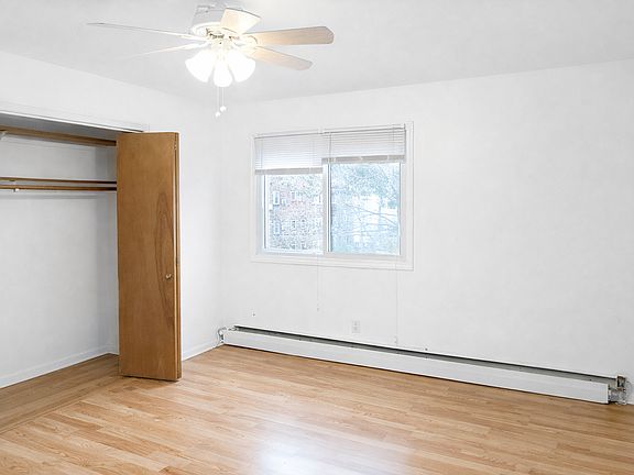 4th image of 332 8th St SE