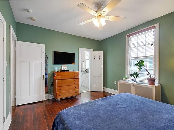 5th image of 5552 Rosemary Pl
