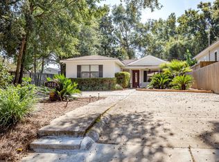 1053 Cherokee St, Biloxi, MS 39530