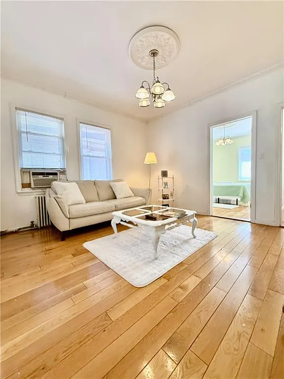 Building Photo - 1793 W 11th St #2
