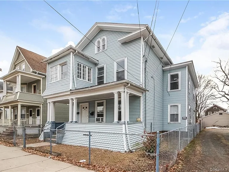 54 Vernon St #1 — Photo 12