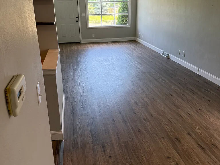 1209 W Merle Ln #B — Photo 3