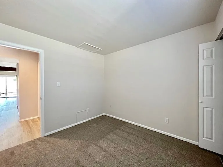 4319 N Carefree Cir — Photo 13