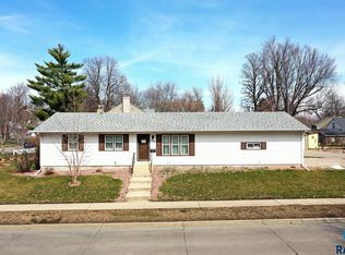600 E 26th St, Sioux Falls, SD 57105
