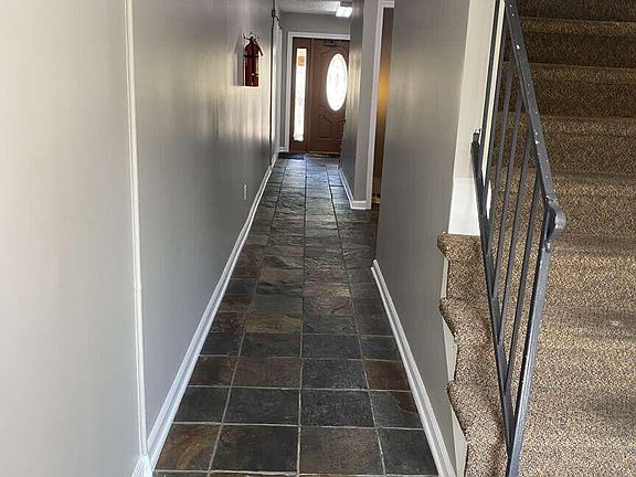 4th image of 828 Malabu Dr APT 215