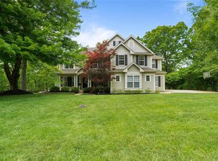 919 Sheffield Forest Ct, Ballwin, MO 63021