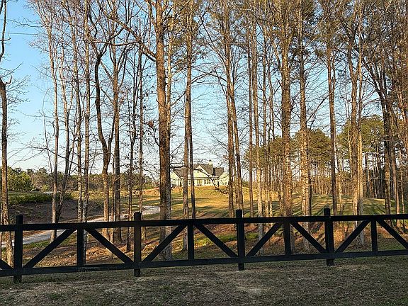 2nd image of 1376 Joinertown Rd