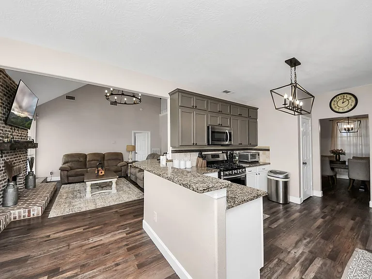 10514 Ravens Way — Photo 19