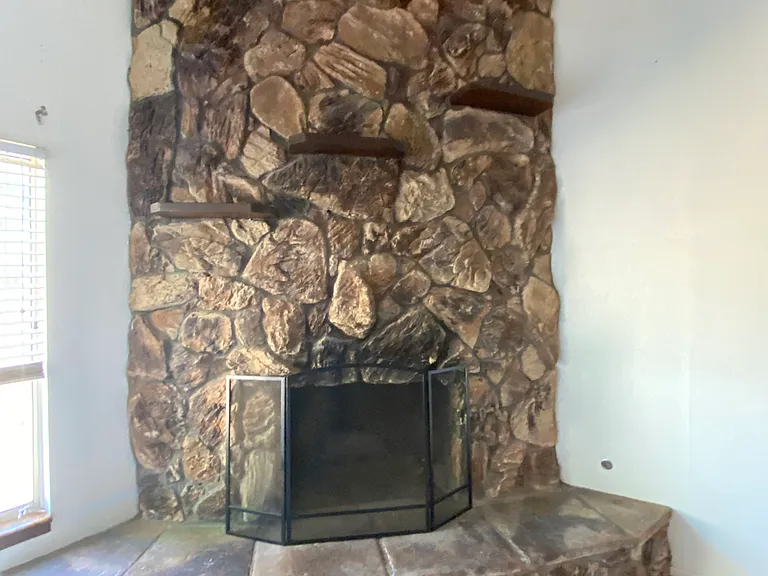 18345 Par Ln — Photo 7