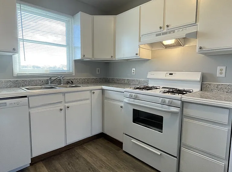336 Stone Dr #A — Photo 1