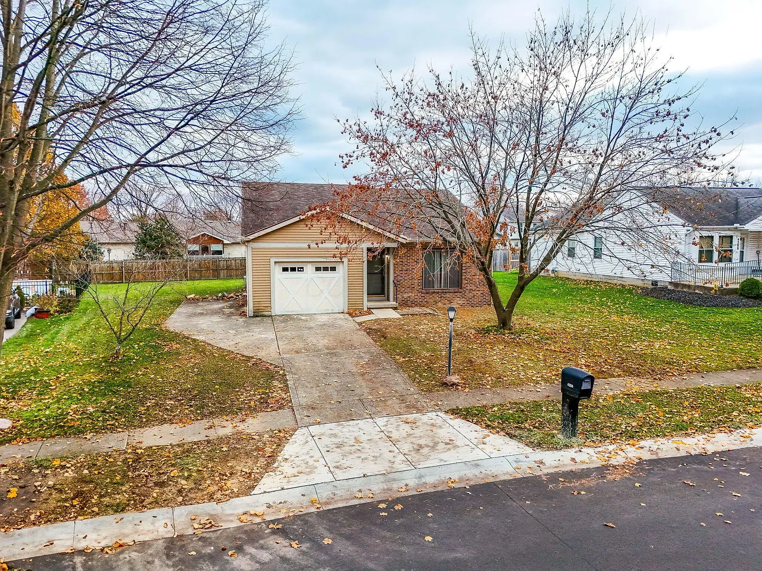 4280 Kelnor Dr photo 1