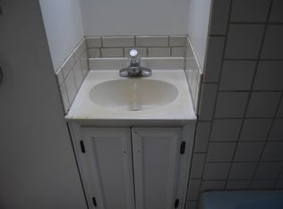 102 Hall St #B, Hendersonville, NC 28739