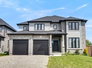 8 Sycamore Dr, Tillsonburg, ON N4G5S3