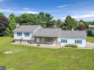 10 Keller Way, Downingtown, PA 19335