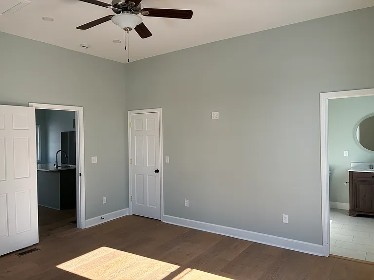 408 S East St #B — Photo 8