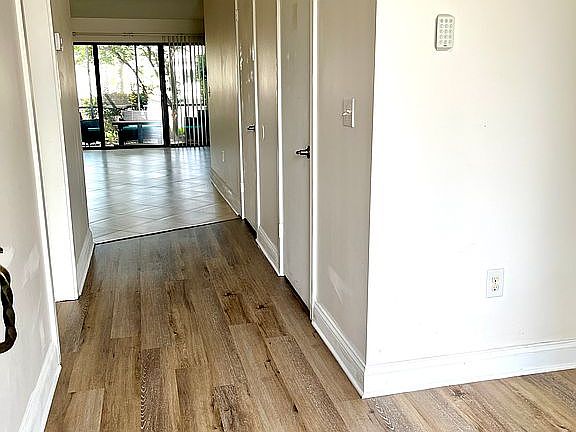 3rd image of 7962 Los Robles Ct #7962