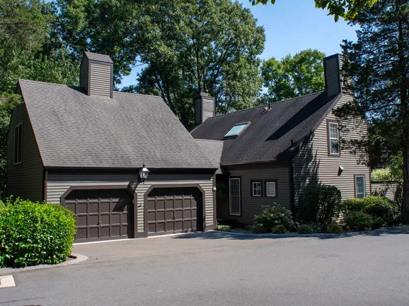 25 Long Hill Farm, Guilford, CT 06437