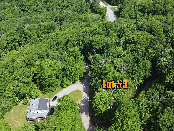 4th image of 215 Hideaway Trl