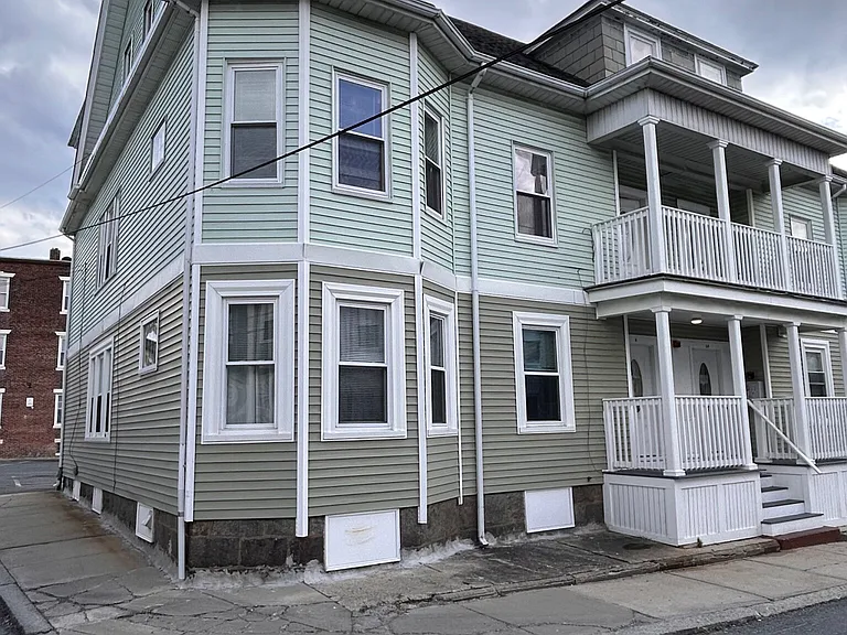 5 Ropes St #1 — Photo 19