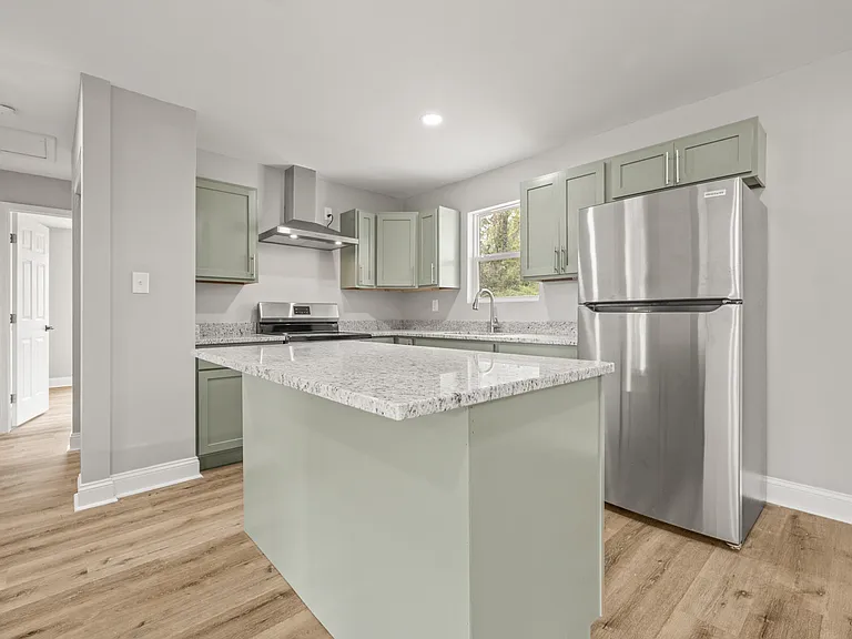 14002 Creely Dr SW — Photo 5