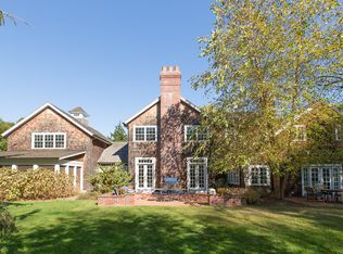 97 Main St, East Hampton, NY 11937