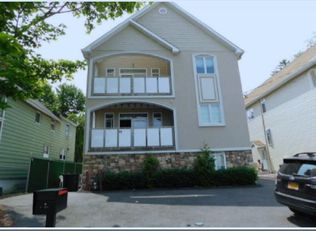 55 Collins Ave, Spring Valley, NY 10977