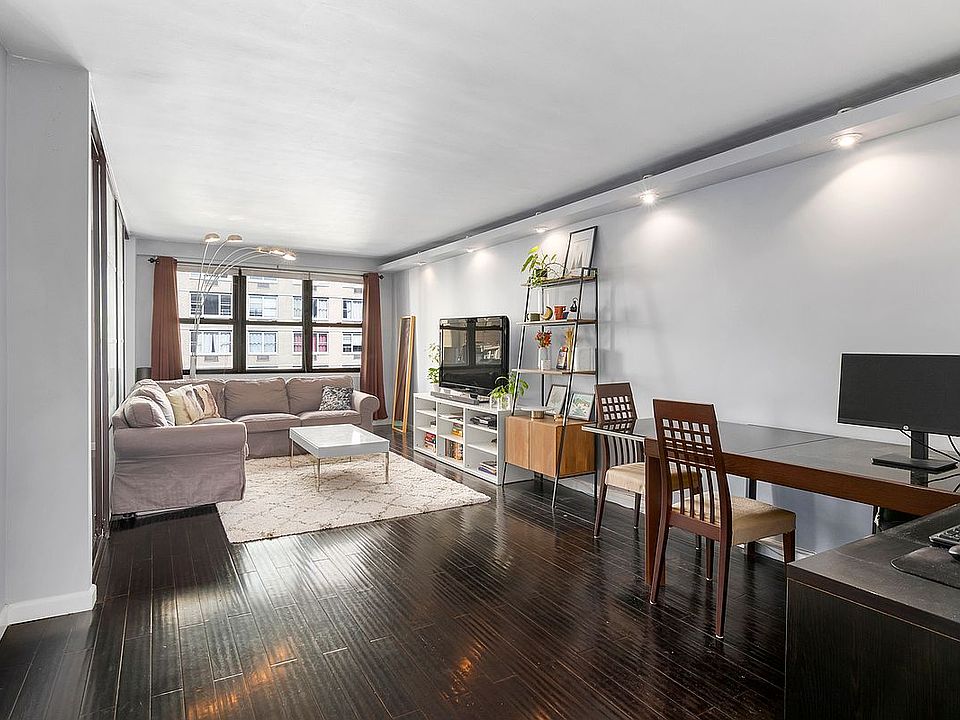 1st image of 201 E 28th St #8N