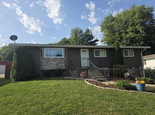 306 E Edwards St, Payson, IL 62360