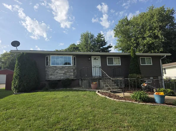 306 E Edwards St, Payson, IL 62360