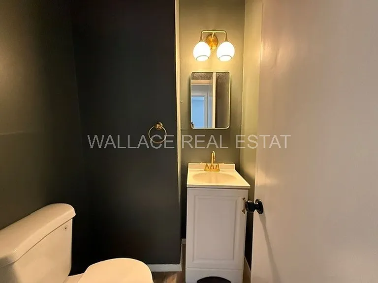 228 Tall Oaks Dr — Photo 10