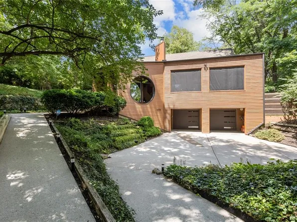 4456 Rockhill Ter, Kansas City, MO 64110