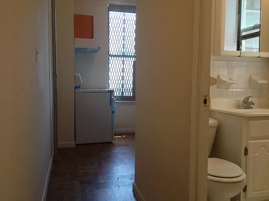 Rented by Warren T Real Estate Corp. | media 19