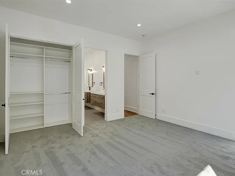5520 Woodlake Ave — Photo 19