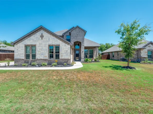 5620 Briana Dr, Midlothian, TX 76065