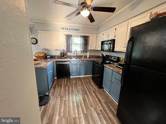 4th image of 11709 Pierce Ct