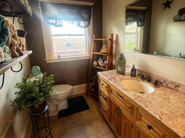 41419 Pocahontas Rd, Baker City, OR 97814