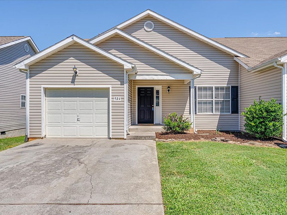 01-Front A1_11042025